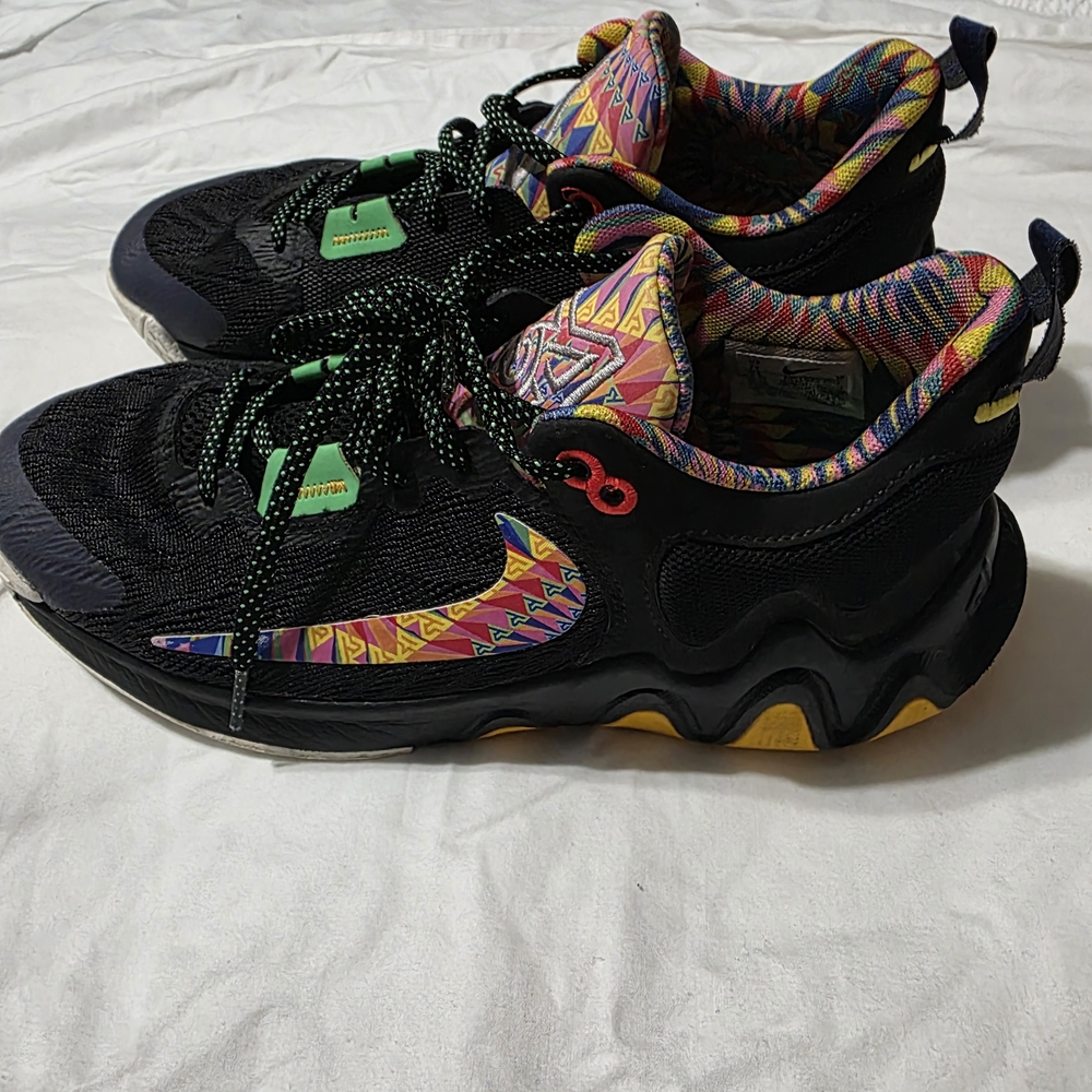 Nike Kids Sneakers Black with Multicolor Accents